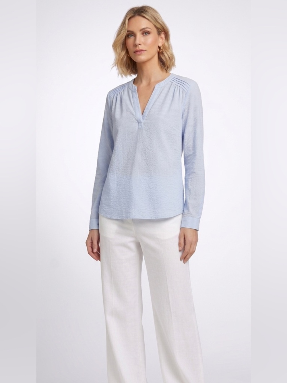 CHIC By Jacob Light Blue Women's V-Neck Blouse Size Medium